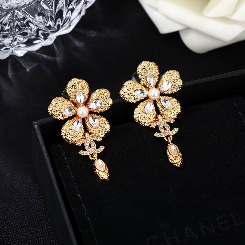 Chanel Earring 03yxs624